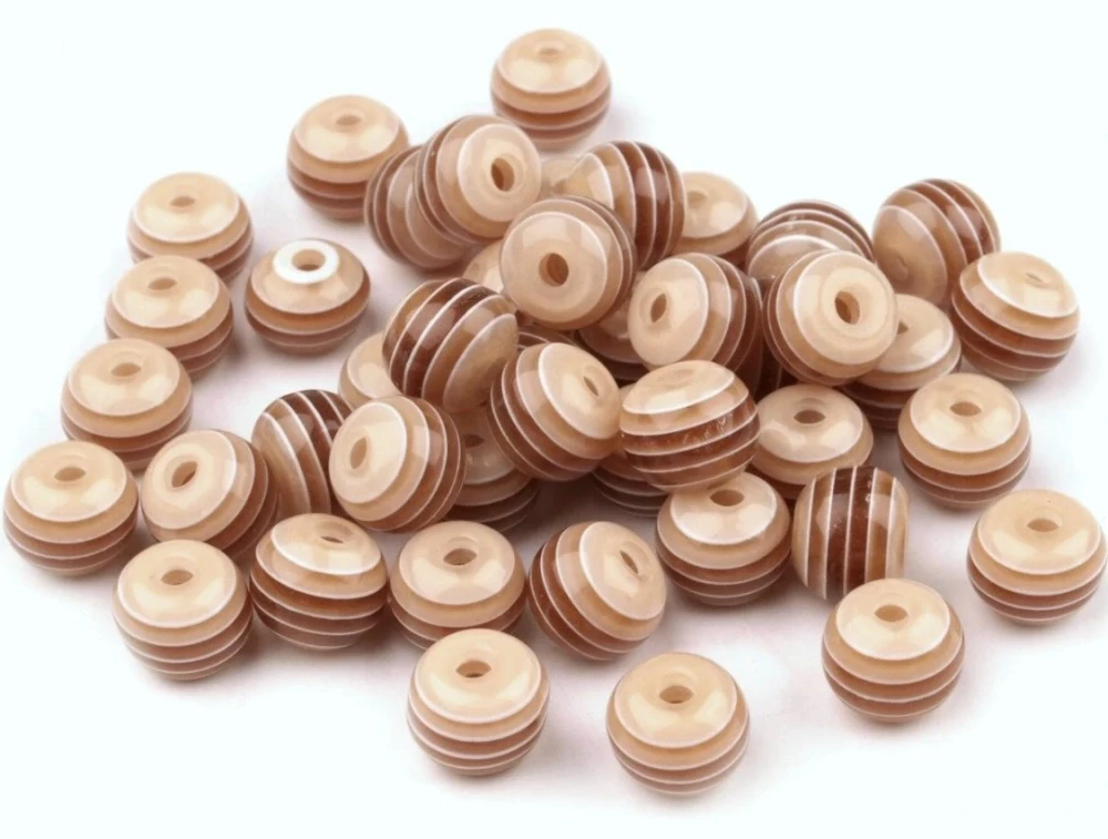 Korálky plastové 8 mm Kulička s proužkem (30 kusů) - hnědé