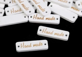 Dřevěná cedulka Hand Made - bílá